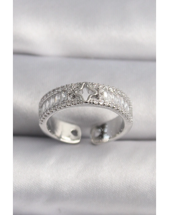 ® Pirinç Gümüş Renk Zirkon Taşlı Yıldız İşleme VIP Seri Kadın Yüzük