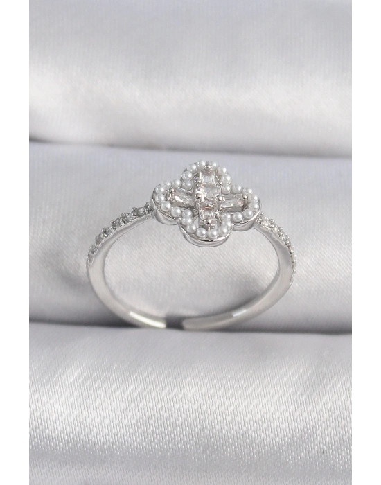 ® Pirinç Gümüş Renk Zirkon Taşlı Yonca Model İnci Detay Kadın Yüzük