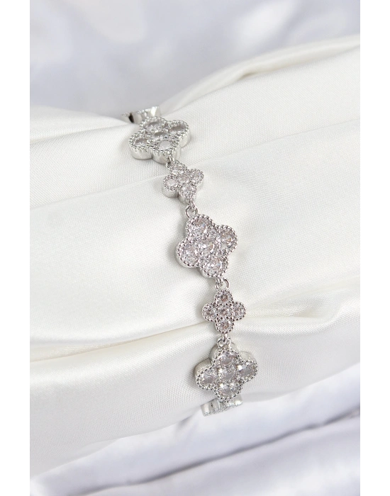 ® Pirinç Zirkon Taşlı Yonca Model Gümüş Renk VIP Seri Kadın Bileklik