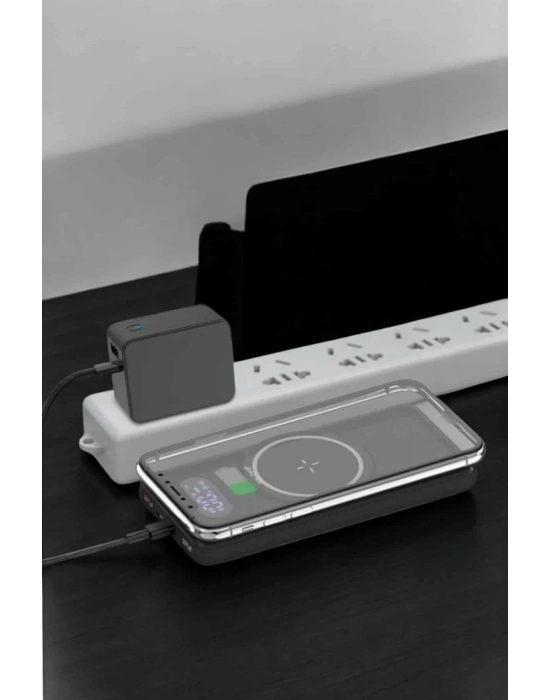 ® Powerbank Taşınabilir 10.000 Mah Hızlı Şarj Dijital Göstergeli