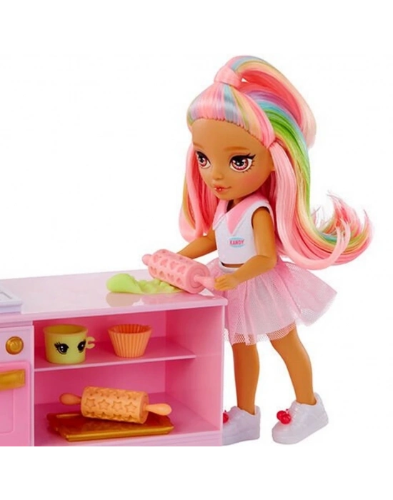 ® Rainbow High Littles Kandy’nin Tatlı Dükkanı Seti