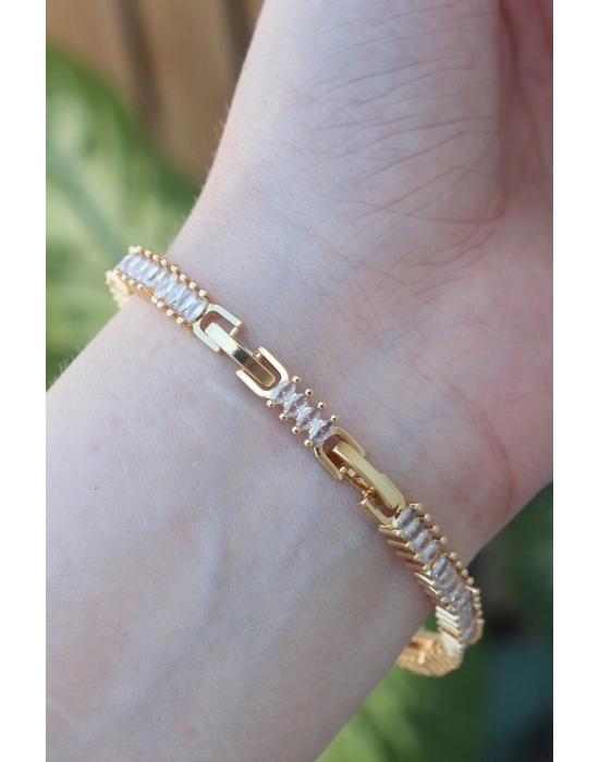 ® Vip Seri Pirinç Pembe Zirkon Taşlı Gold Renk Baget Model Bileklik