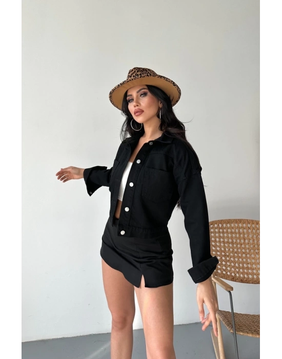 Çift cepli kol katlamalı süper taş enzim yıkamalı crop kot ceket siyah d2000