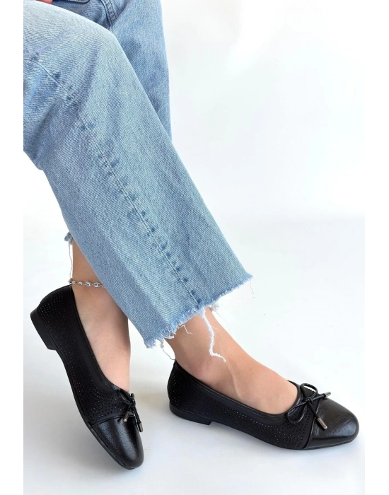 Etya Siyah Cilt Babet Ayakkabı