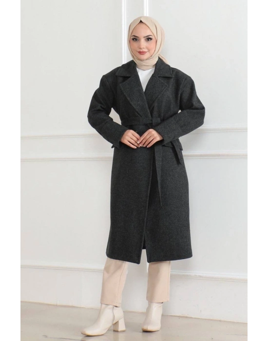 Kaşe Kaban – Uzun Boy 115 cm Kruvaze Yaka Kuşaklı Astarlı Kışlık Tesettür Kaban, Yünlü Dokuma Kaşmir Kumaş, Cepli Oversize Rahat Kalıp Şık Modern Kaban Mont Modeli (Günlük ve Özel Gün Kombinlerine Uygun) - Siyah