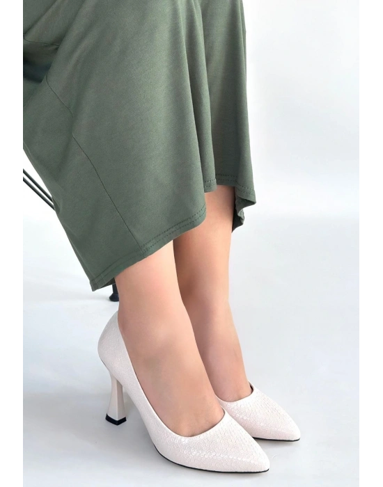 Merio Bej Baskılı Rugan Topuklu Ayakkabı