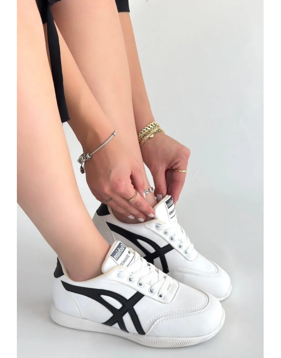 Zlay Beyaz Cilt Siyah Detaylı Bağcıklı Spor Ayakkabı