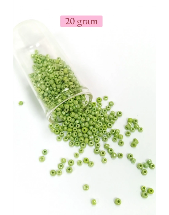 Dökme Cam Kum Boncuk (8/0) 3 mm - 20 Gram - Çimen Yeşili - BNC152