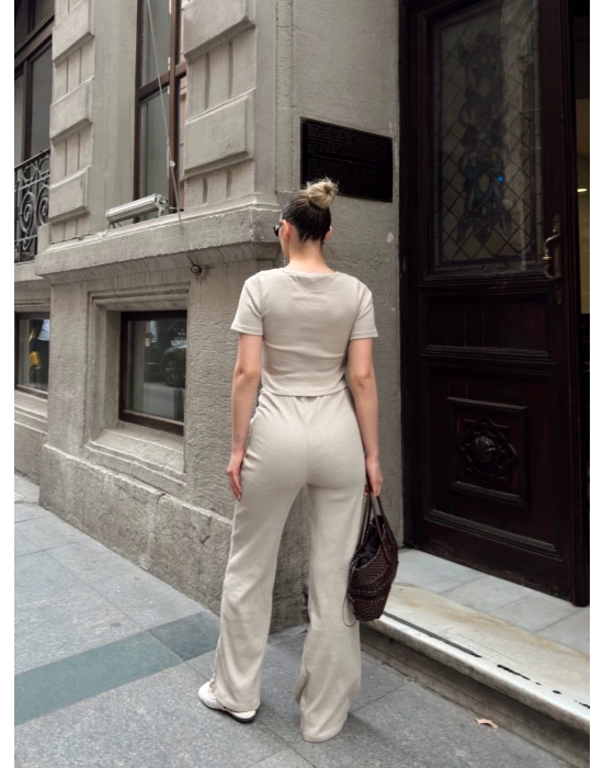 Düğme yakalı bej alt üst takım s3943