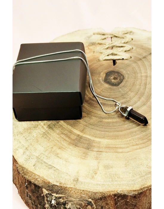 Dumanlı Kuvars Doğal Taşı Zincirli El Yapımı Tasarımlı Kolye Uç: 3,5 cm Zincir: 20 cm Kutulu