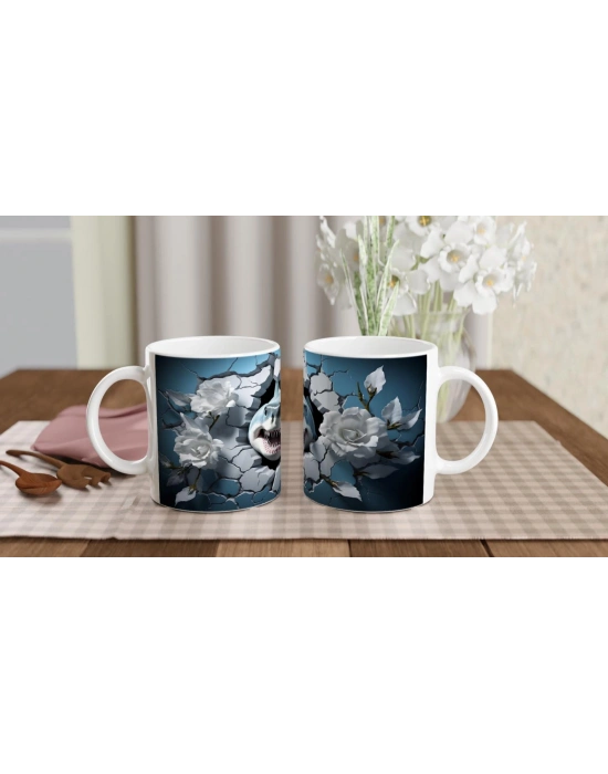 Duvarı Yırtan Vahşi Köpekbalığı ve Beyaz Güller Su Altı Temalı Kupa Bardak