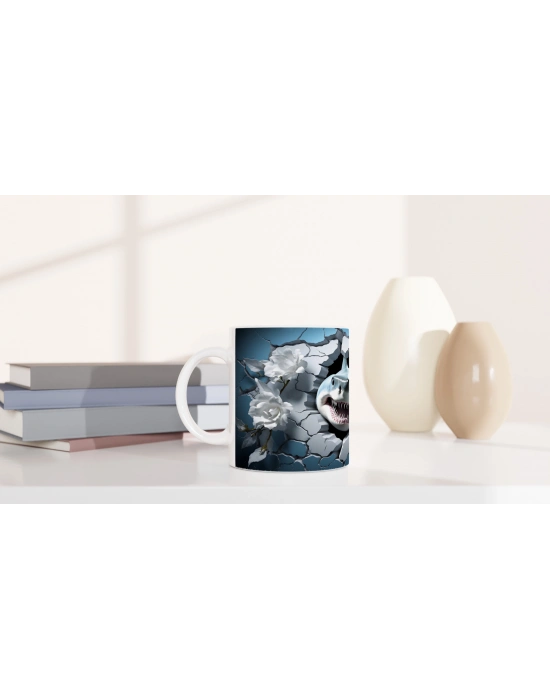 Duvarı Yırtan Vahşi Köpekbalığı ve Beyaz Güller Su Altı Temalı Kupa Bardak