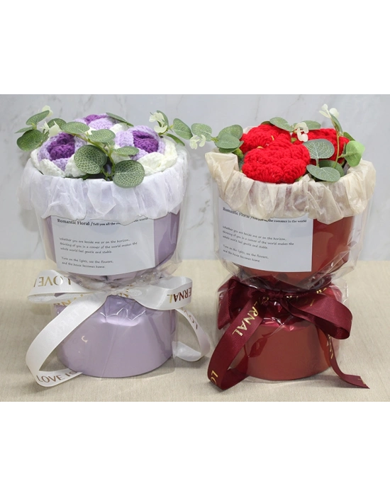 El Örgüsü Romantik Gül Buketi