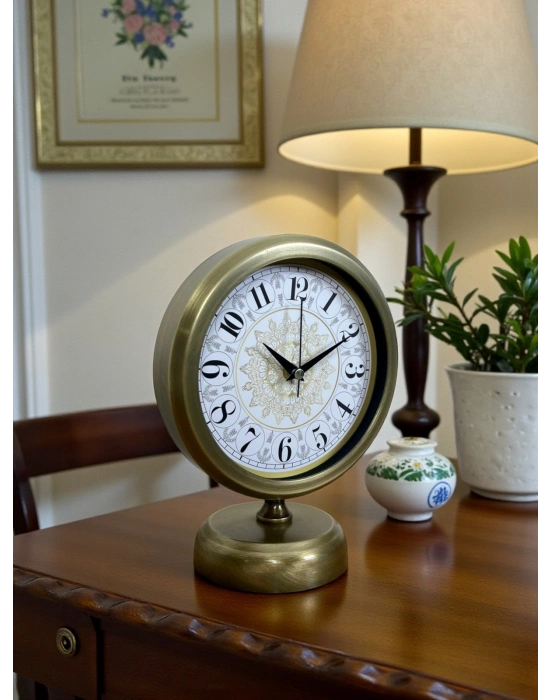 ® Eskitme Motifli 25 x 20 Cm Metal Masa Saati