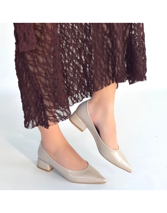 Ferla Bej Rugan Topuklu Ayakkabı