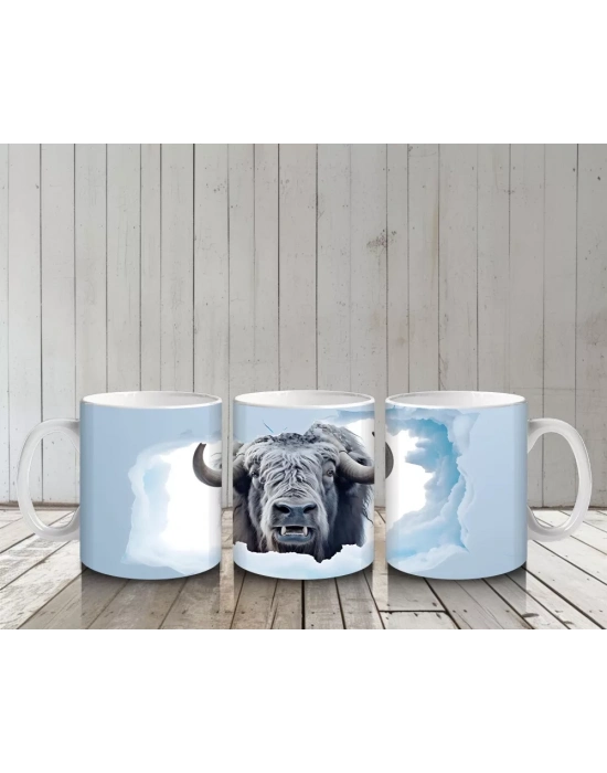 Gökyüzü Fonunda Yaban Mandası Figürü – Baskılı Kupa