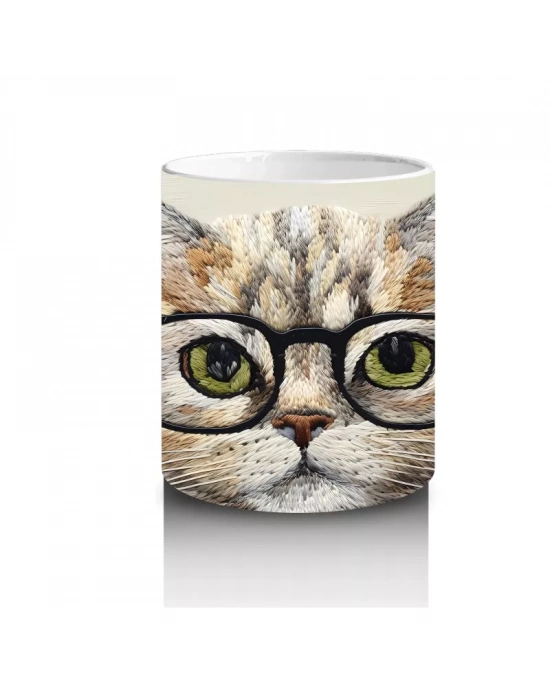 Gözlük Takmış Meraklı Bakışlı Kedi – Baskılı Kahve Kupası