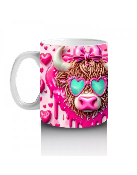 Gözlüklü ve Kalpli Fonlu Neşeli Buzağı Deseni – Baskılı Kahve Kupası