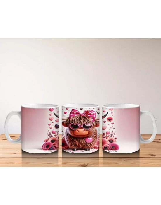 Güllerle Çevrili Kalpli Boğa Figürü – Baskılı Kahve Kupası