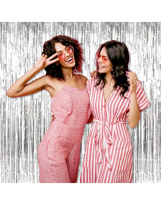 Gümüş Metalize Saçaklı Fon Perde