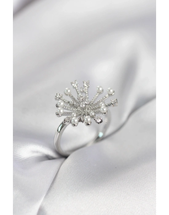 ® Gümüş Renk Karahindiba Model Zirkon Taşlı Kadın Yüzük