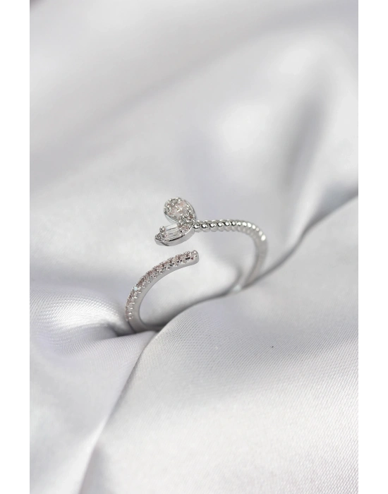 ® Gümüş Renk Pirinç Kuyruklu Kalp Model Kadın Yüzük