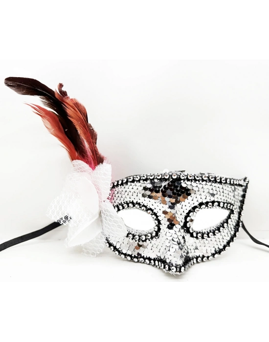 Gümüş Renk Yandan Tüylü Güllü Gümüş Taşlı Pullu Maske 20x22 cm