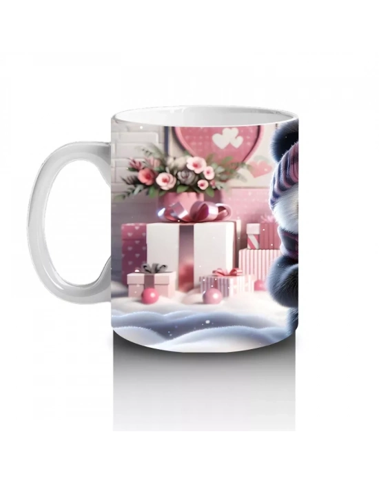 Hediye Kutuları Arasında Şapkalı Sevimli Panda – Baskılı Kahve Kupası