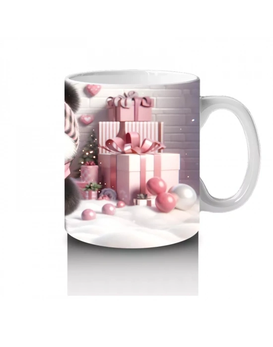 Hediye Kutuları Arasında Şapkalı Sevimli Panda – Baskılı Kahve Kupası