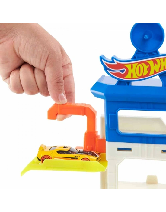 Hot Wheels City Köpek Balığından Kaçış Oyun Seti HDP06