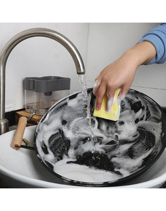 ®  İkisi Bir Arada  Basmalı Pratik Sıvı Sabunluk Pompası ve Bulaşık Yıkama Süngeri Haznesi