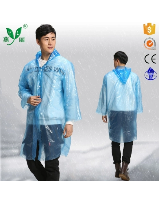 İnce Şeffaf Yağmurluk