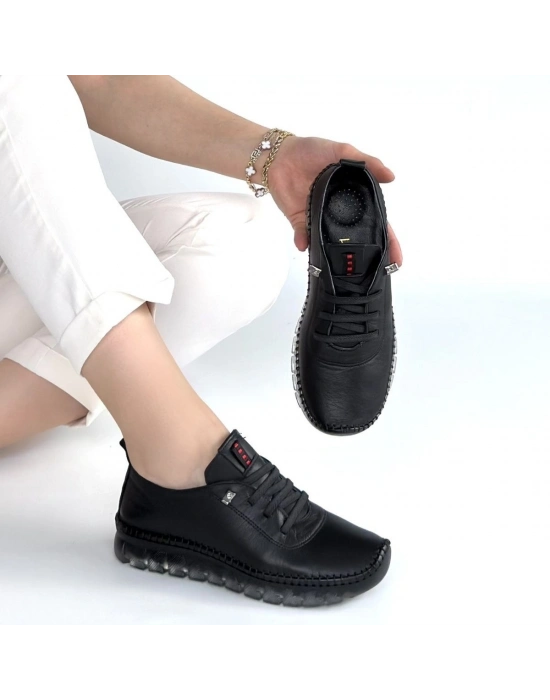 Jiten Siyah Deri Bağcıklı Spor Ayakkabı