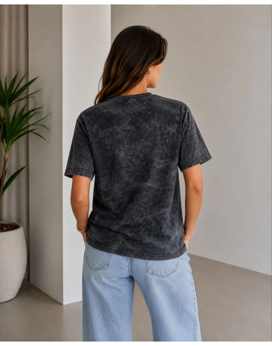 Kadın Batik Desenli Tişört Bisiklet Yaka Kısa Kol Regular Fit T-shirt - Siyah