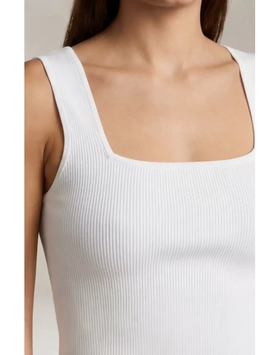 Kadın Beyaz Kalın Askılı Crop Top Büstiyer – Modern ve Şık Tasarım