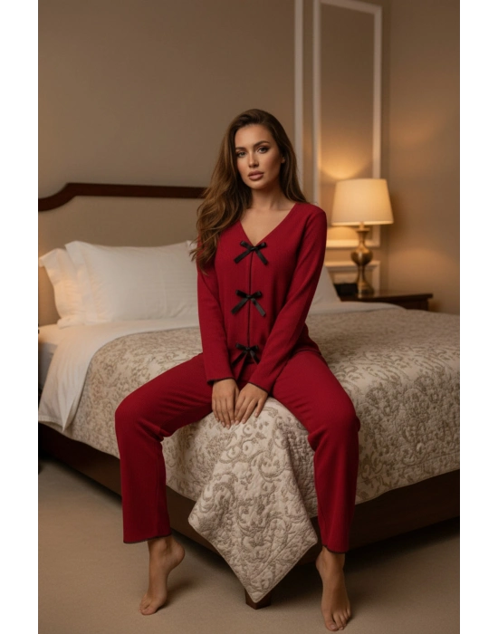 Kadın Bordo Fiyonklu İç Çamaşırı ve Uzun Kollu V Yaka Pijama Takımı 4lü Set