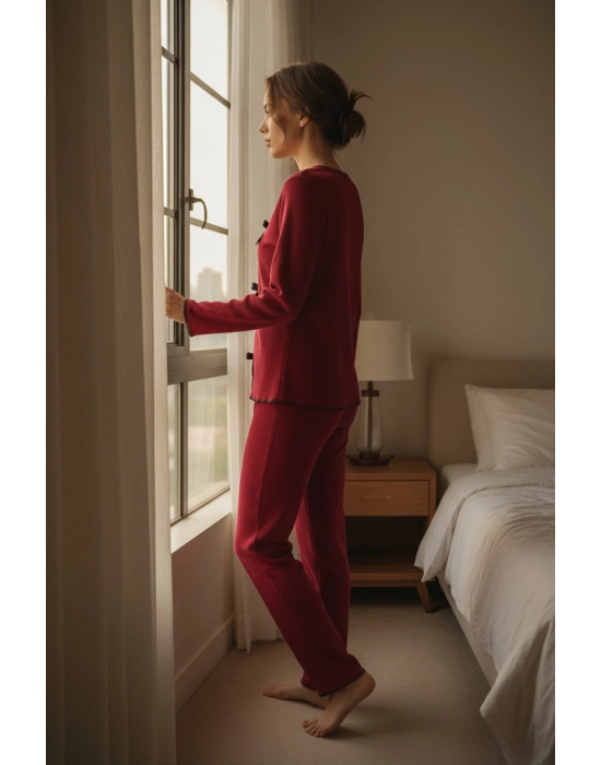 Kadın Bordo Fiyonklu İç Çamaşırı ve Uzun Kollu V Yaka Pijama Takımı 4lü Set