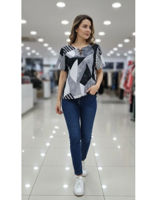 Kadın Desenli Püsküllü Viskon Bluz Bebe Yaka Kısa Kollu Big Size Rahat Kesim - Desenli