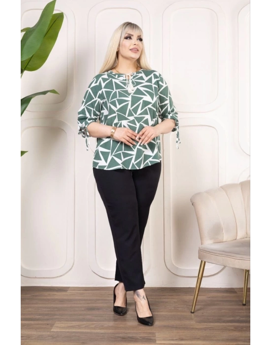 Kadın Desenli Püsküllü Viskon Bluz Bebe Yaka Kısa Kollu Big Size Rahat Kesim - Desenli