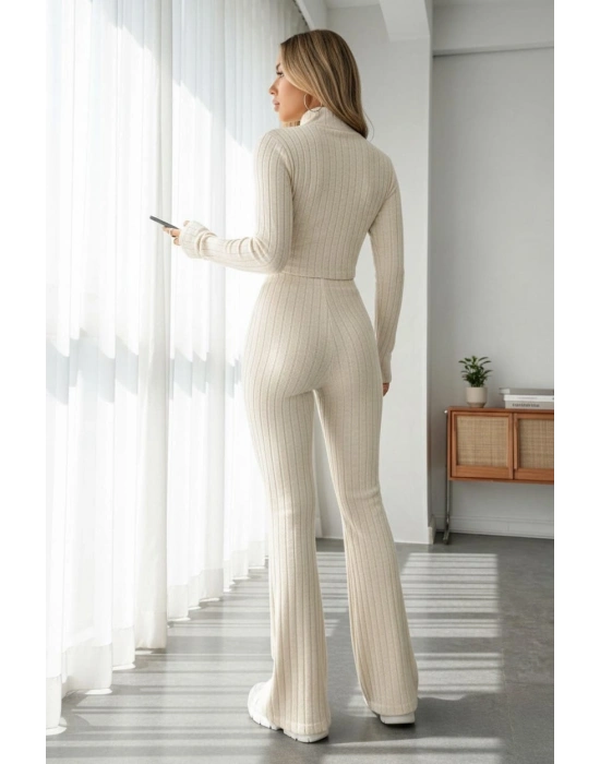 Kadın Ekru Çizgili Boğazlı Crop Top ve Yüksek Bel Eşofman Takımı Spor Şık Kombin