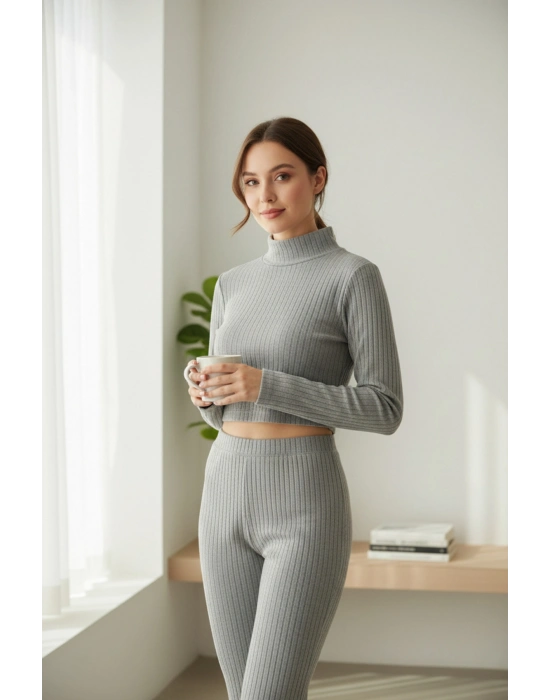 Kadın Fitilli Eşofman Takımı – Gri Boğazlı Crop Üst & İspanyol Paça Pantolon, Esnek Rahat Kalıp