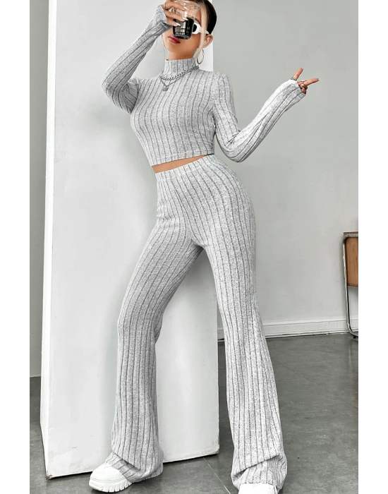 Kadın Gri Çizgili Boğazlı Crop Top ve Yüksek Bel Pantolon Takım