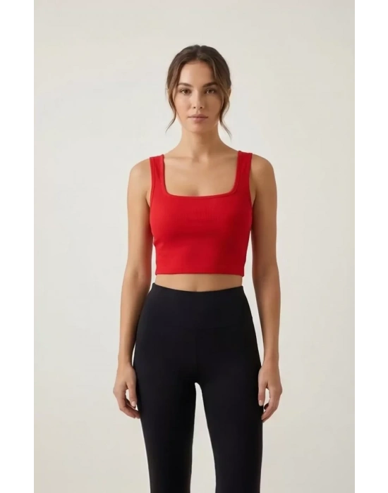 Kadın Kırmızı Kalın Askılı Crop Top Büstiyer – Modern ve Şık Tasarım