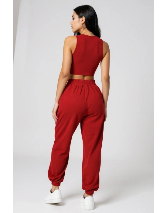 Kadın Kırmızı Kaşkorse Cepli Jogger Eşofman Altı ve Crop Top Bluz – Şık, Rahat ve Kolay Kombinlenebilir