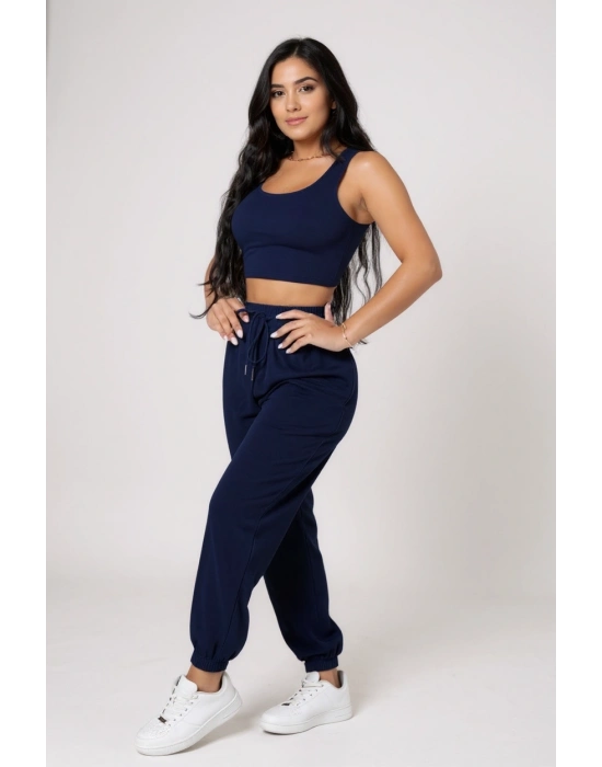 Kadın Lacivert Kaşkorse Cepli Jogger Eşofman Altı ve Crop Top Bluz – Şık, Rahat ve Kolay Kombinlenebilir
