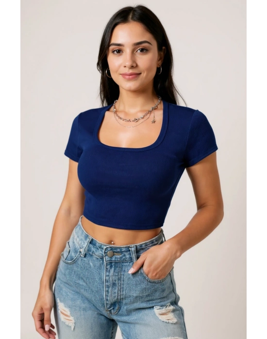 Kadın Lacivert Yarım Kol Düz Yaka Crop Top Bluz – Şık, Rahat ve Kolay Kombinlenebilir