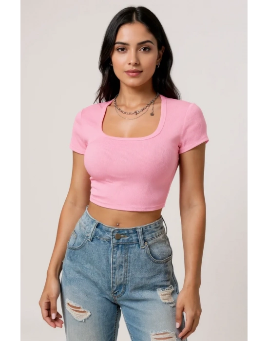 Kadın Pembe Yarım Kol Düz Yaka Crop Top Bluz – Şık, Rahat ve Kolay Kombinlenebilir
