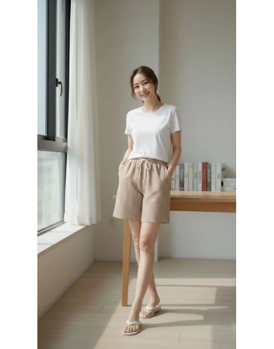 Kadın Pötikareli Şort – Beli Lastikli Bağcıklı, Cepli, Rahat Kesim Günlük Yazlık Şort - Bej