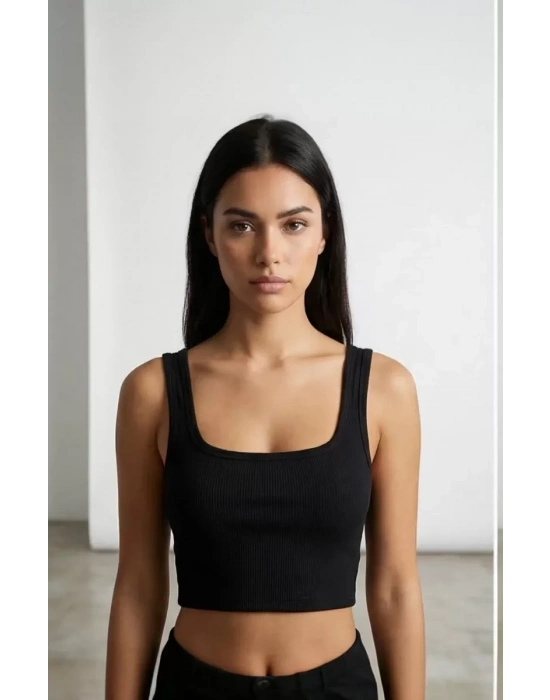 Kadın Siyah Kalın Askılı Crop Top Büstiyer – Modern ve Şık Tasarım