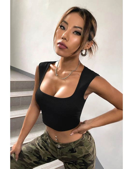 Kadın Siyah Kare Yaka Kalınlaşan Omuz Detaylı Crop Top Bluz